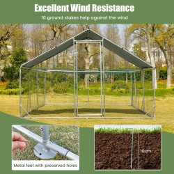 Suuri metallinen käveltävä kanakoppi säänkestävällä katteella