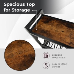 Seinään kiinnitettävä rustiikkinen viinikaappi tilaa säästäväksi säilytykseksi