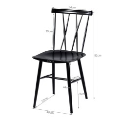 Kahden mustan terästuolin setti kaarevalla selkänojalla