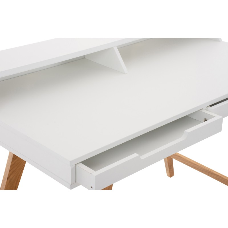 Moderni valkoinen kirjoituspöytä tammijaloilla ja säilytystilalla