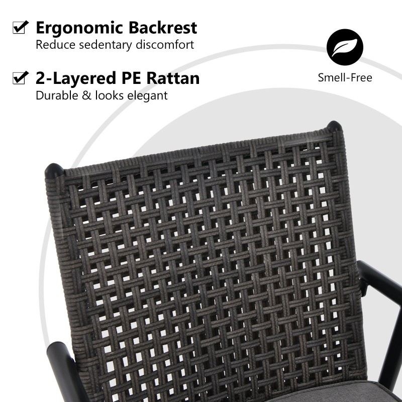 Kaksi mustaa kääntyvää patio baarijakkaraa rottinki ja metalli