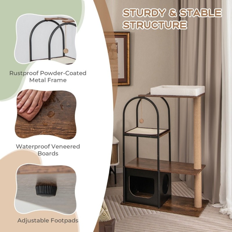 Korkea musta kissapuu metallirungolla ja leikkialueilla