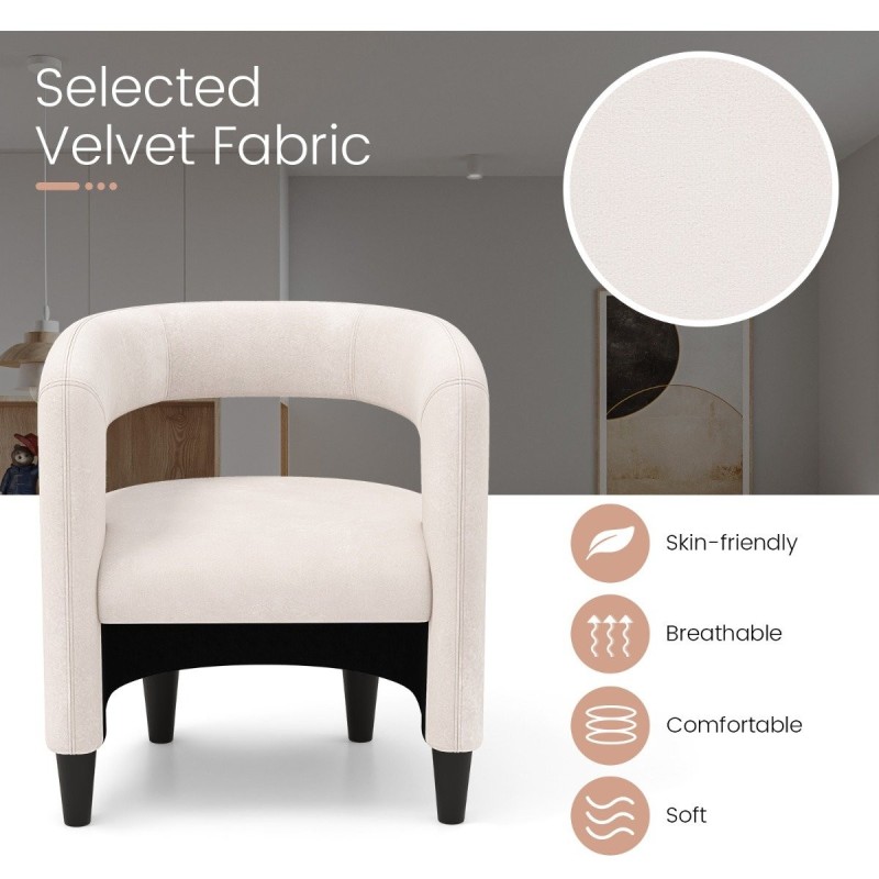 Mukava beige nojatuoli ja rahi puukehyksellä Mukava beige nojatuoli ja rahi puukehyksellä