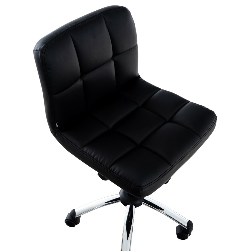 Ergonominen työtuoli pyörillä ja paksulla pehmusteella