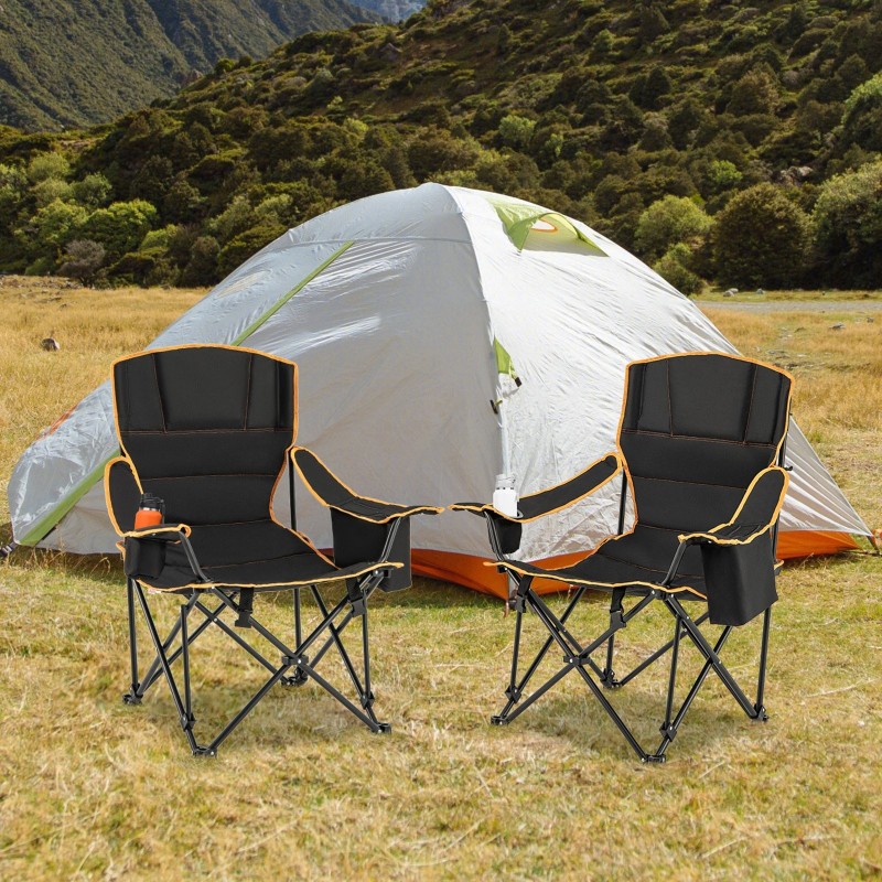 Taitettava musta retkituoli säädettävällä selkänojalla ja jalkatuella