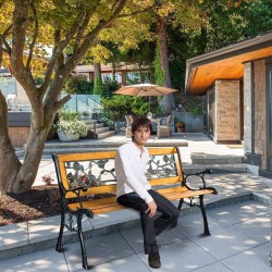 Kolmen hengen puutarhapenkki valurautarungolla ja puuistuimella