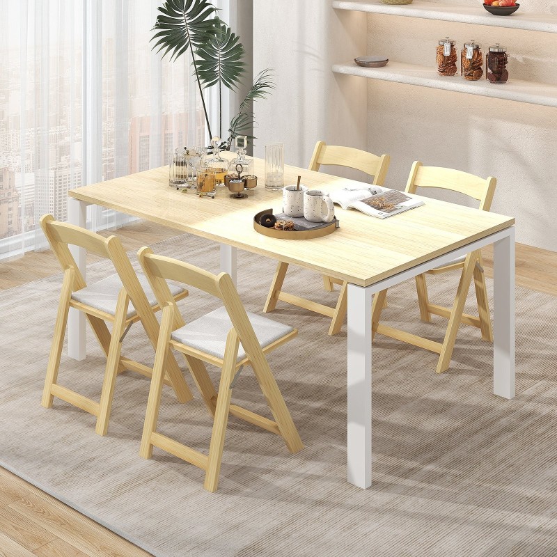 Kaksi taitettavaa keittiötuolia kumipuujaloilla, luonnonväri