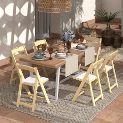 Kaksi taitettavaa keittiötuolia kumipuujaloilla, luonnonväri