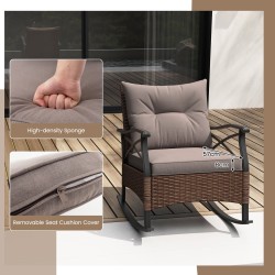 Kolmen osan patio-keinusetti kahvipöydällä ja tyynyillä