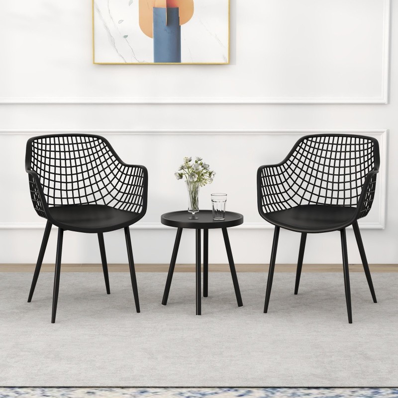 Kolmen osan musta terassisetti PP-istuimilla ja pöydällä