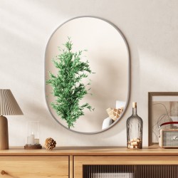 Soikea kylpyhuoneen peili sirpaloitumattomalla kalvolla ja ruuveilla