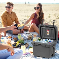 Kompakti harmaa kylmälaukku 15L kahvoilla ja juomatelineillä