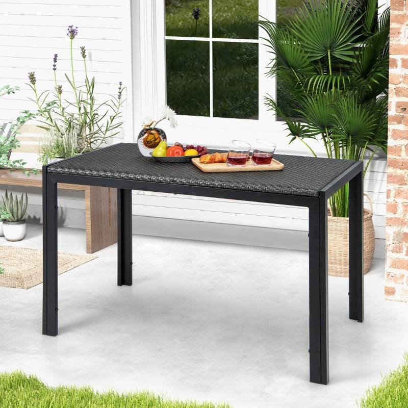 48 tuuman ruskea rottinkinen ruokapöytä metallirungolla