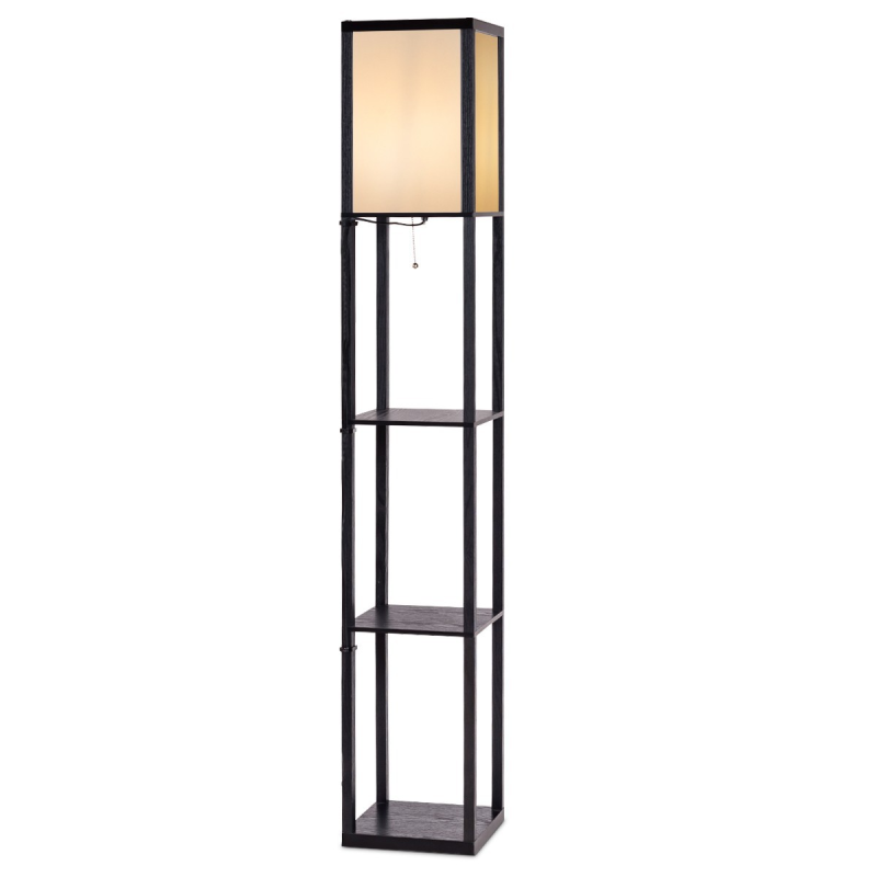 Kolmitasoinen musta lattiavalaisin hyllyillä ja pellavavarjostimella