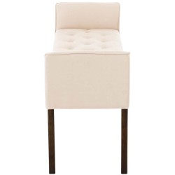 Tyylikäs leveä lepotuoli mukavalla pehmustetulla istuimella olohuoneeseen