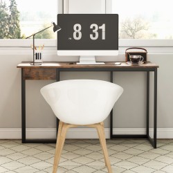 Rustiikkinen ruskea tietokonepöytä laatikolla ja säädettävillä jaloilla