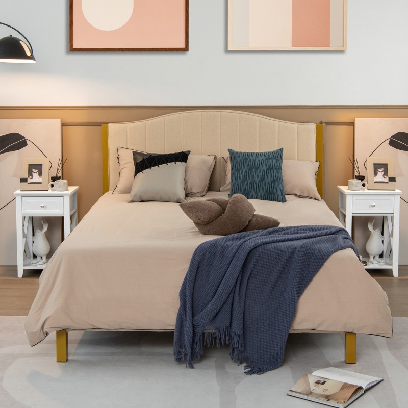 2 kpl kaksiosainen valkoinen yöpöytä laatikolla ja hyllyllä