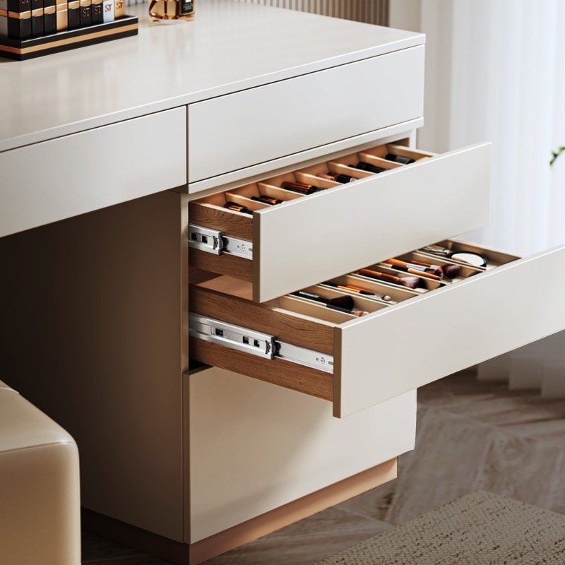 Sivukiinnitteiset hiiliteräksiset laatikkokiskot 600 mm 10 paria täyspitkä ulosveto 45 kg kantavuus