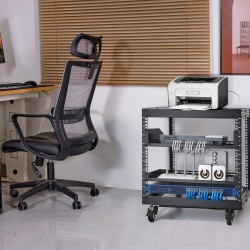 Avoin 9U nelipilarinen teräs palvelinteline säädettävä syvyys 584–1016 mm pyörillä