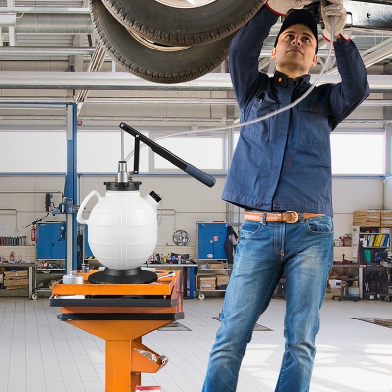 Vaihteistoöljyn täyttöpumppu käsikäyttöinen 7,5 litraa kupari ja muovi 15 adapteria