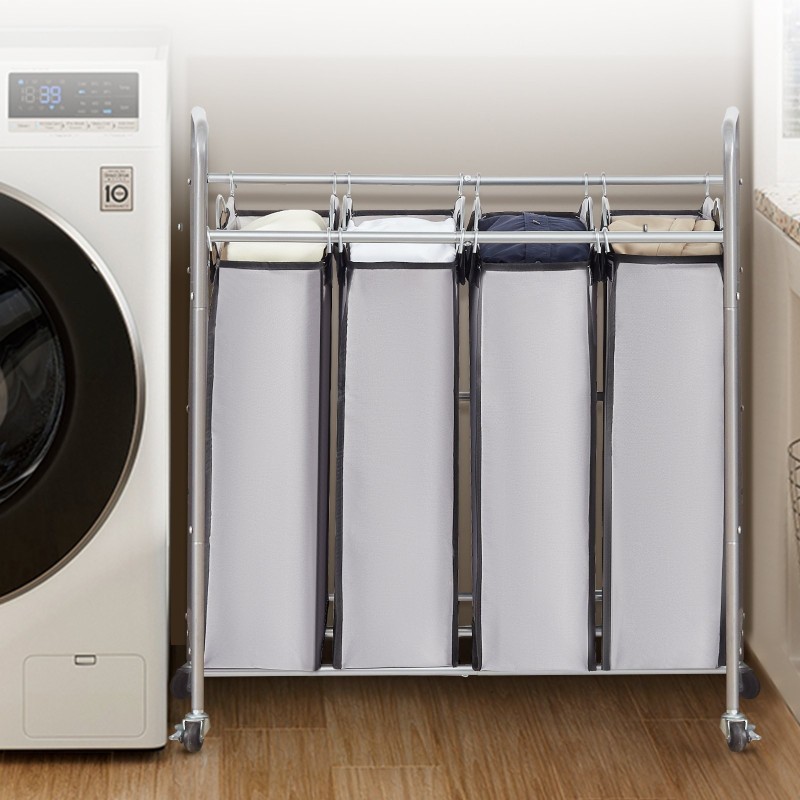 Pyykkilajittelukärry neljällä irrotettavalla kangaspussilla rautarunko lukittavat pyörät