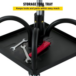 Rullaava verstaustuoli teräsrunko 135 kg kantavuus säädettävä 40–52 cm terästarjotin