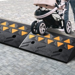 Luonnonkuminen reunakiviramppi 2 kpl 11 cm korkeus 15 t kantavuus autoille