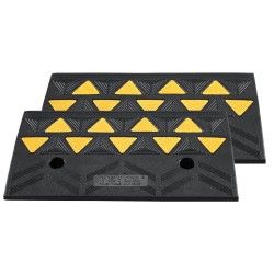 Luonnonkuminen reunakiviramppi 2 kpl 11 cm korkeus 15 t kantavuus autoille