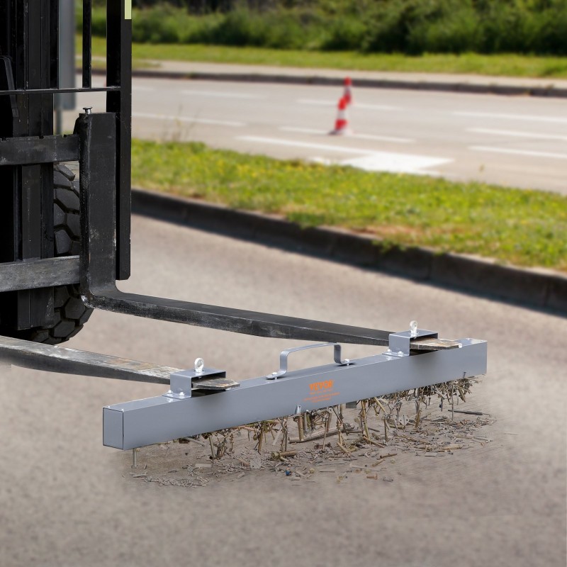 Ripustettava magneettinen lakaisin teräsrunkainen 1520 mm 42,2 kg vetovoima trukkien haarukoihin