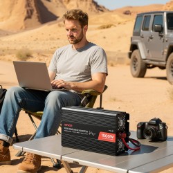 Invertteri puhdas siniaalto 1500W 12V 230V alumiiniseoskotelo 2 vaihtovirtapistorasiaa etäohjain