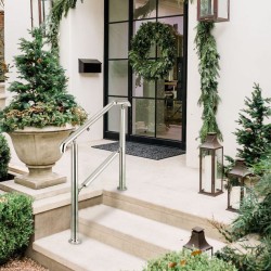 Porraskaide ruostumatonta terästä kaksi–kolmelle portaalle säädettävä kulma kantavuus kaksisataa kilogrammaa