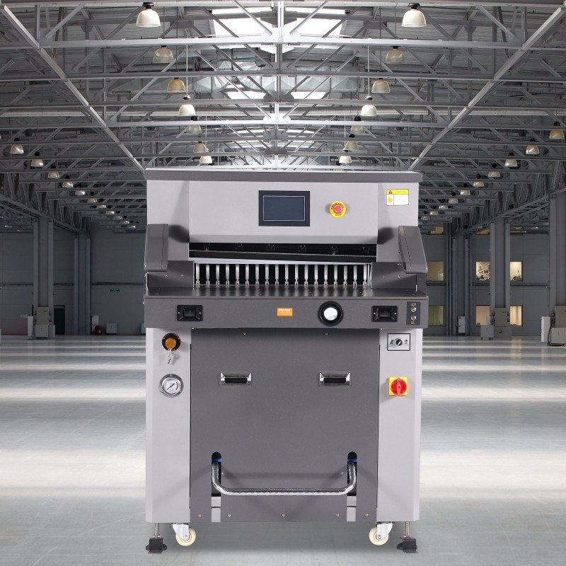 Sähkökäyttöinen hydraulinen paperileikkuri 660,4 mm leikkuuleveys 80 mm leikkuupaksuus 7 tuuman näyttö