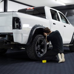 Autotallin lattialaatat PP 305x305x13.4 mm 50 kpl kaksipuolinen pintakuvio