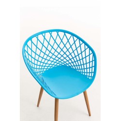 Tyylikäs retro-vierailutuoli puukuvioidulla metallirungolla ja muovi-istuimella