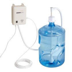 Pullovesipumppujärjestelmä juomavedelle PA66-muovi 3,8 l/min 2,8–4,1 bar 609,6 cm PE-putki