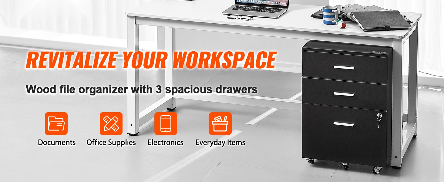 Puinen arkistokaappi toimistoon